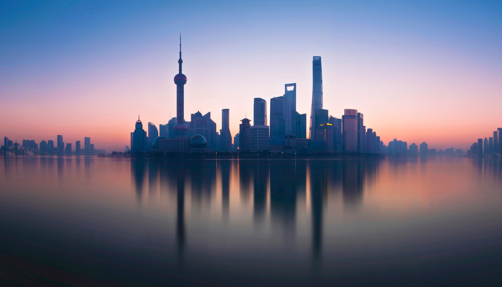 CIIE Shanghai 2026: Çin'in 1.4 Milyarlık Pazarına Açılan Resmi Kapı
